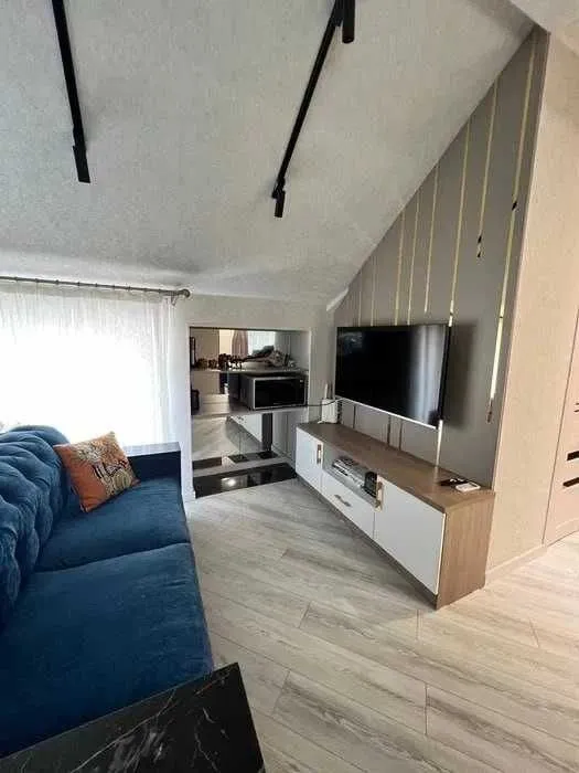 60 m², 3-xonali kvartira, 8/8