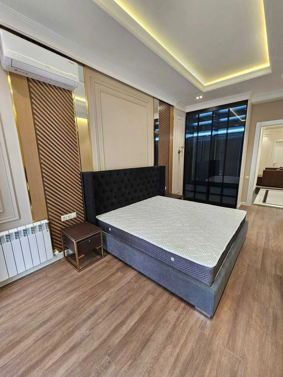 70 m², 3-xonali kvartira, 3/8