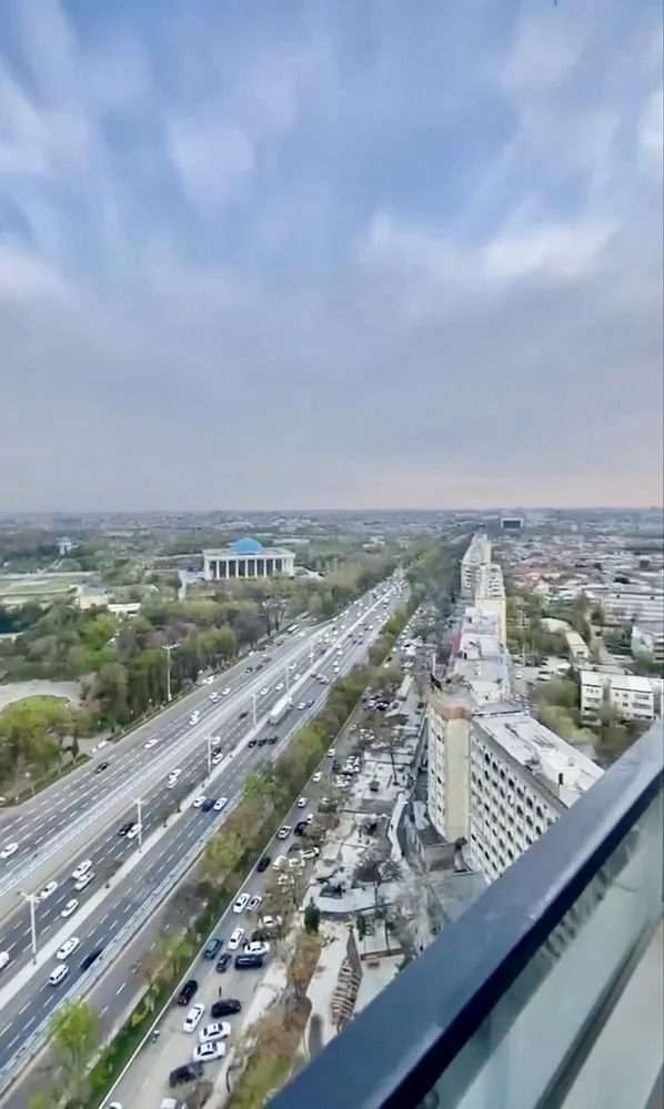 82 м², 2-комн. квартира, 23/27