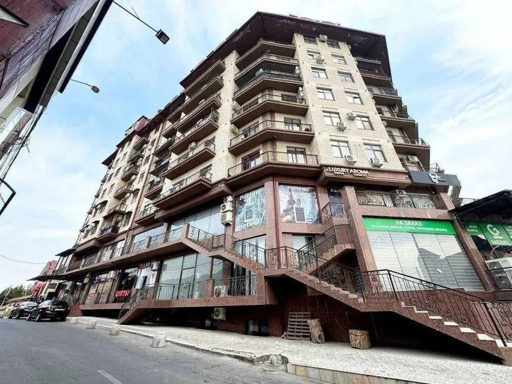 90 м², 3-комн. квартира, 8/9