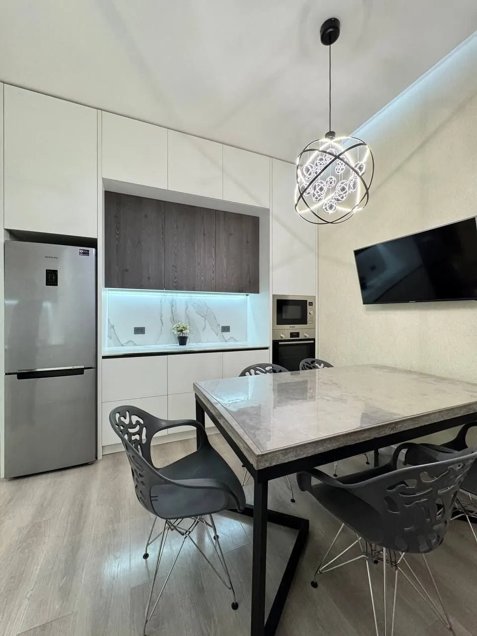 140 м², 4-комн. квартира, 7/8