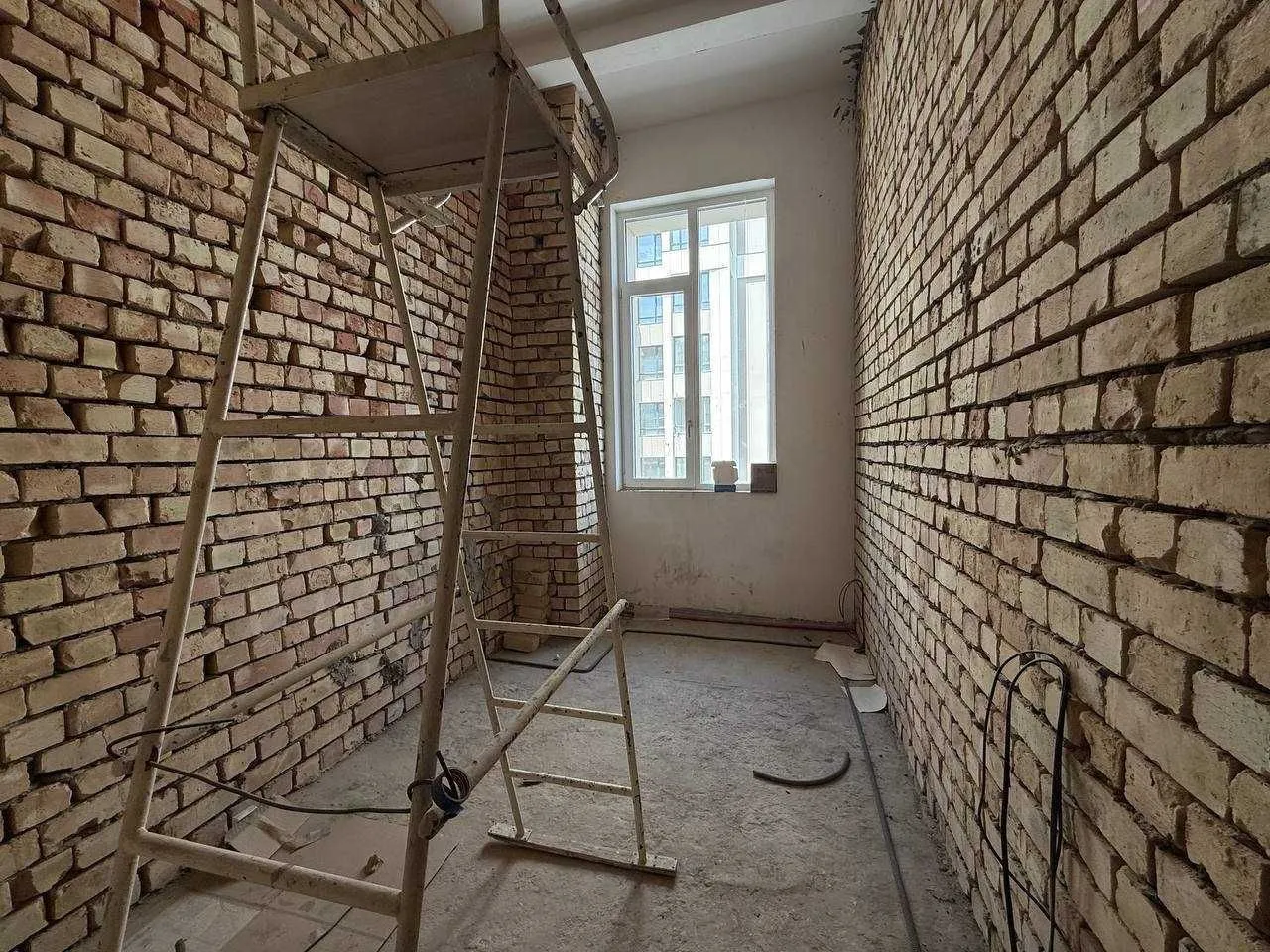 81 m², 3-xonali kvartira, 4/7