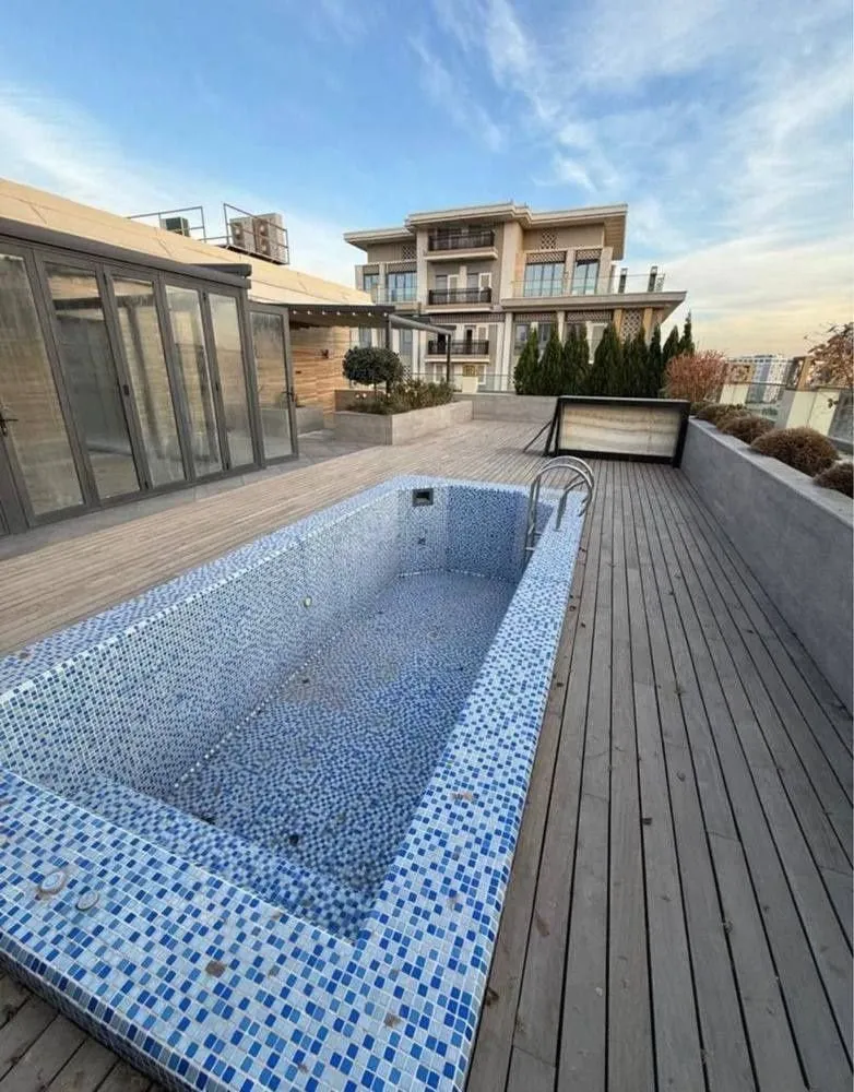 230 м², 3-комн. квартира, 9/11