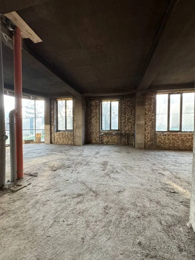 166 m², 5-xonali kvartira, 1/10