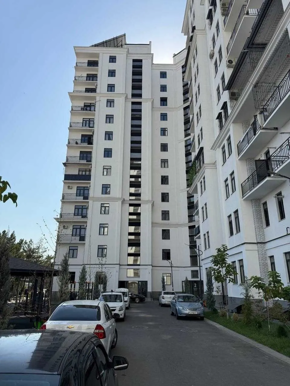 130 m², 4-xonali kvartira, 12/12