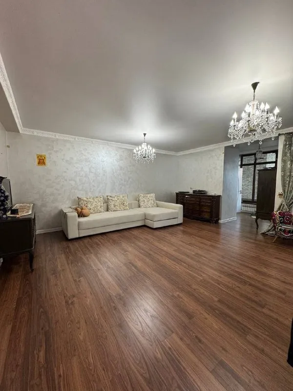 175 м², 3-комн. квартира, 6/7