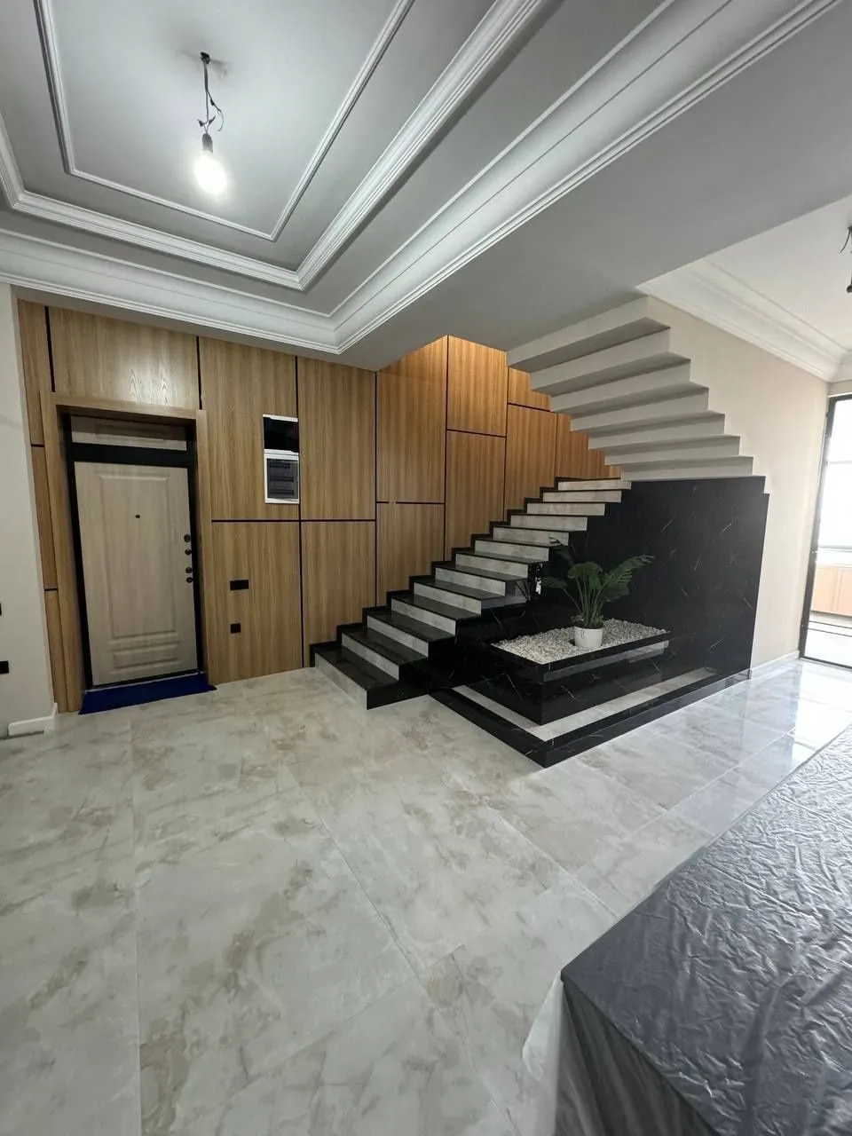 400 м², многокомнатная квартира, 9/10