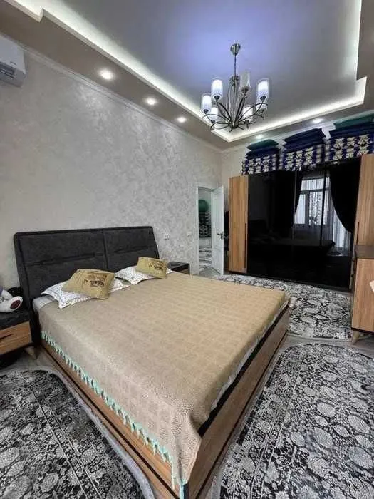 100 м², 3-комн. квартира, 7/10