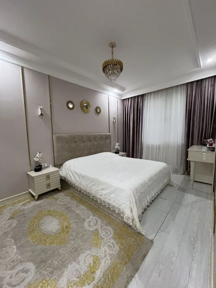136 m², ko'p xonali kvartira, 7/8