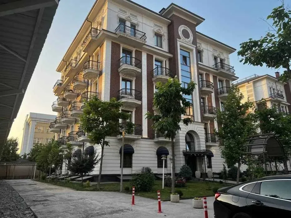 154 м², многокомнатная квартира, 1/5