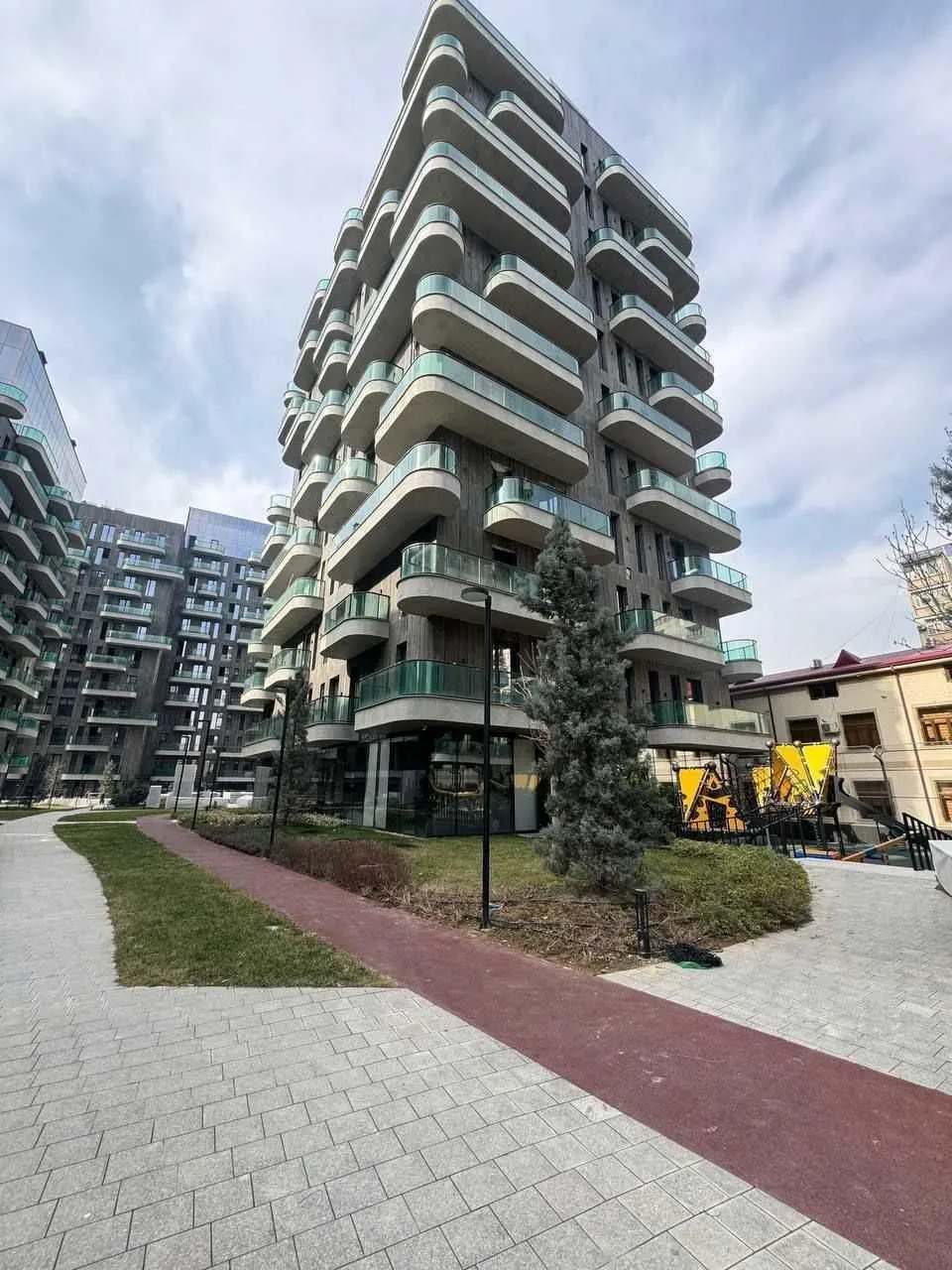 74 м², 2-комн. квартира, 4/12