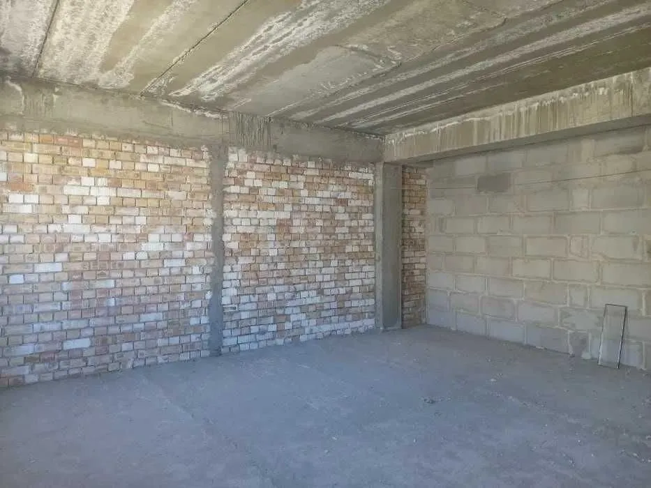 42 м², 2-комн. квартира, 1/6