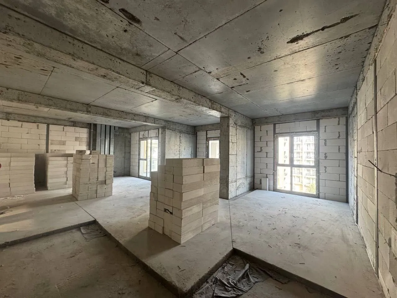 179 м², 4-комн. квартира, 7/11