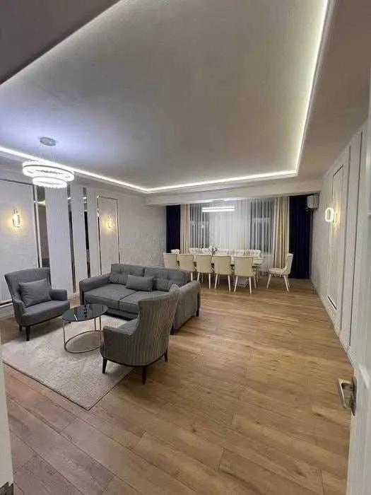 150 м², 4-комн. квартира, 7/9