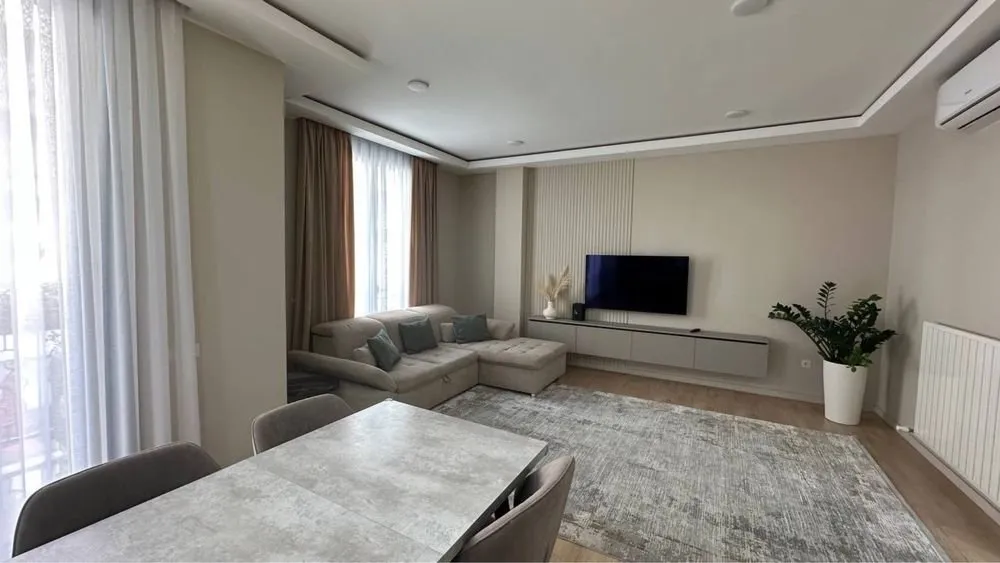 100 м², 4-комн. квартира, 3/7