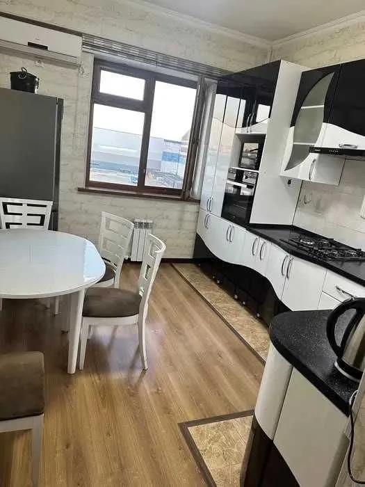 110 м², 4-комн. квартира, 6/7
