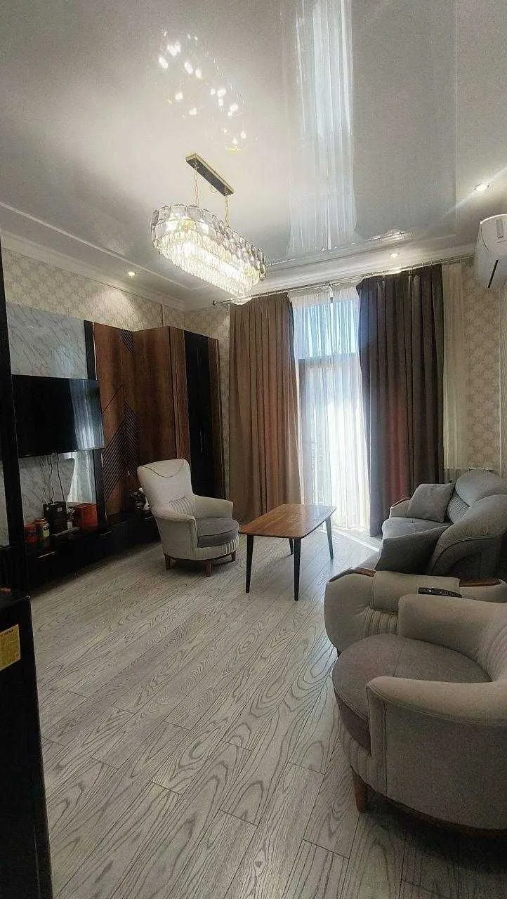 100 м², 4-комн. квартира, 7/9