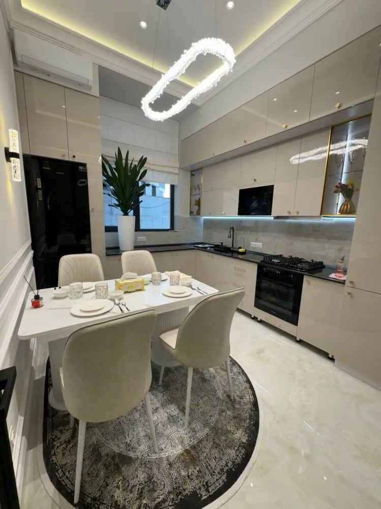 75 м², 3-комн. квартира, 1/7