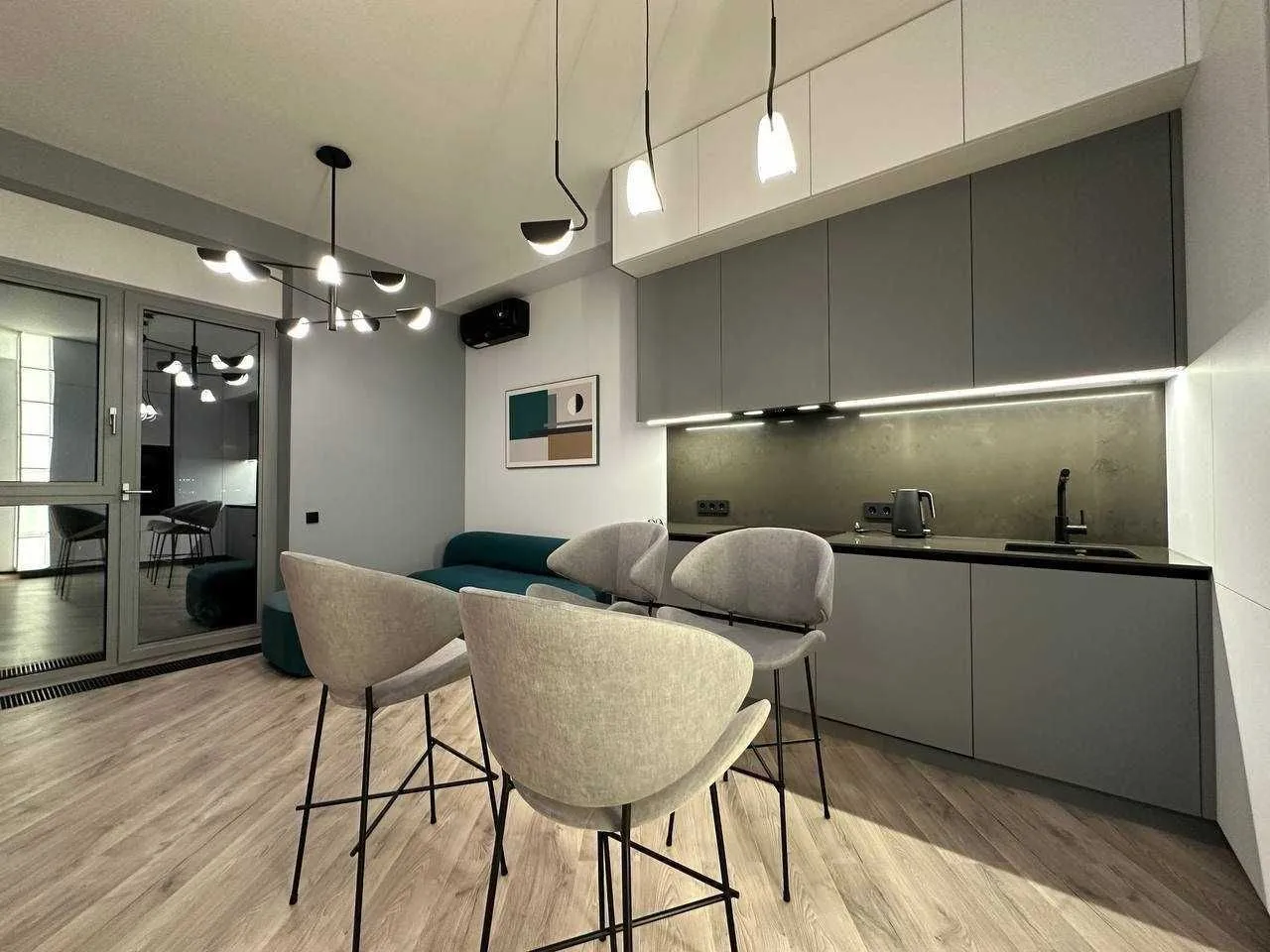 60 м², 2-комн. квартира, 8/9