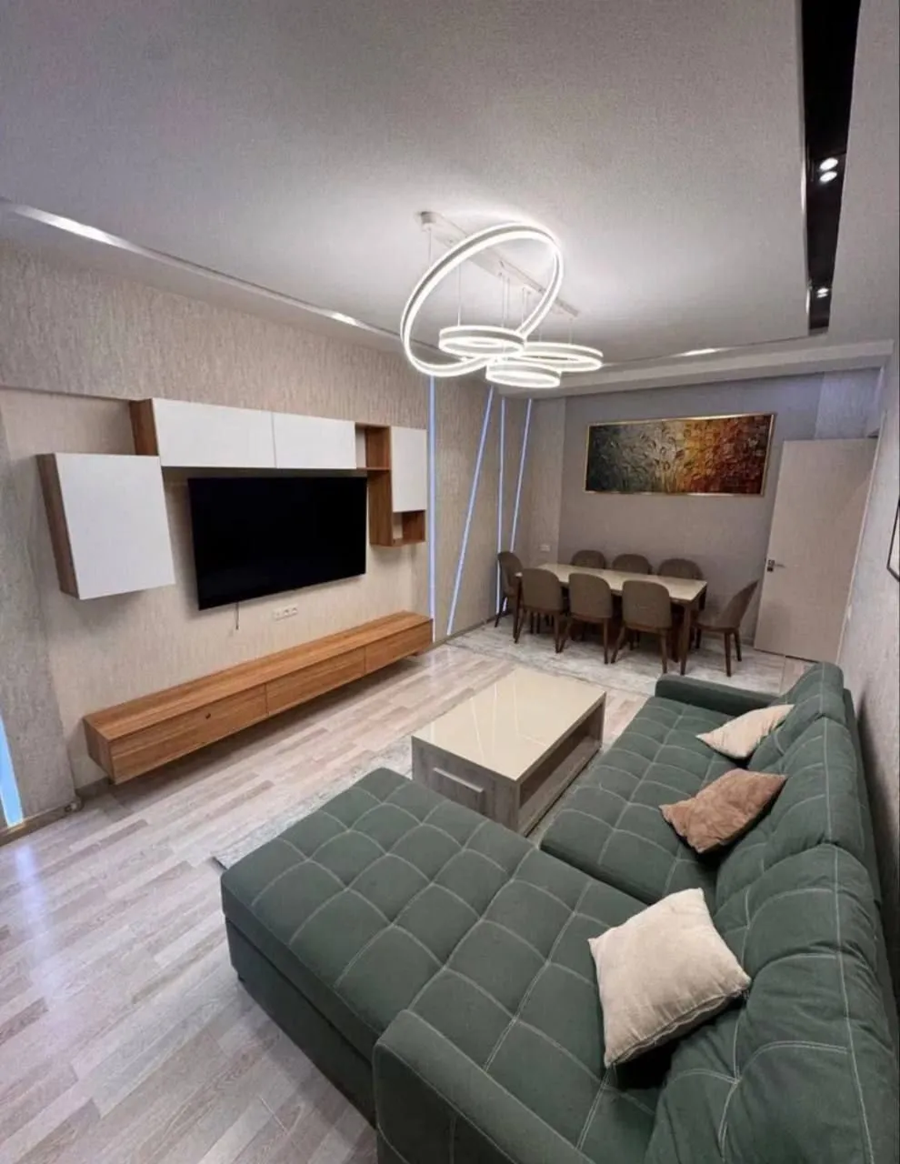 136 м², 4-комн. квартира, 3/8