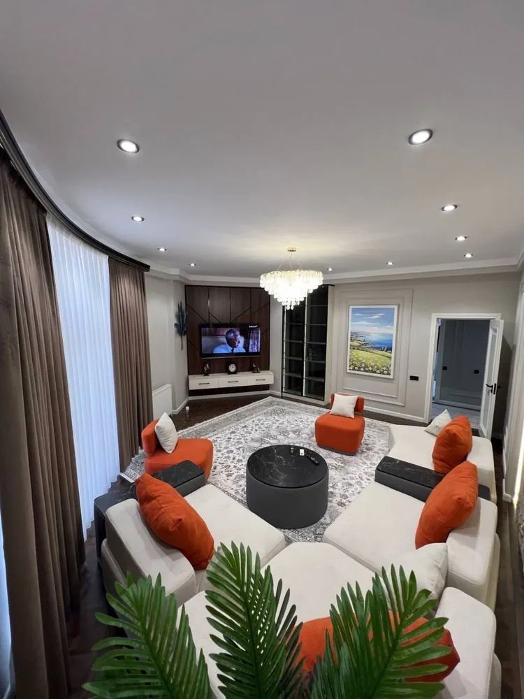 120 м², 3-комн. квартира, 9/9