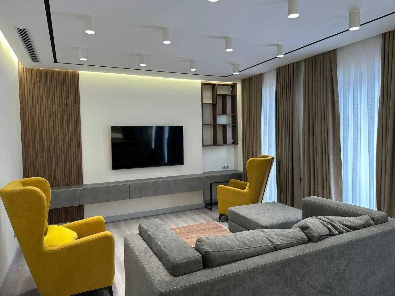 105 m², 3-xonali kvartira, 8/12