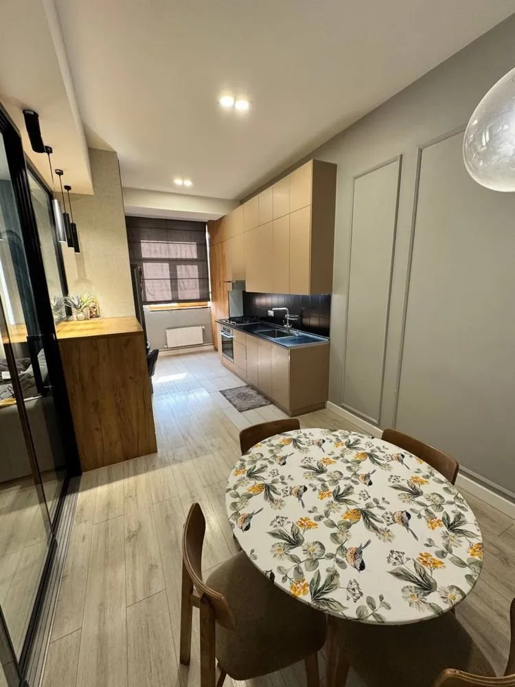 72 m², 3-xonali kvartira, 4/8