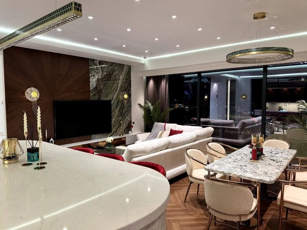 126 м², 3-комн. квартира, 18/27