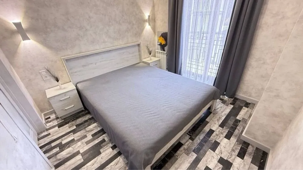 42 м², 2-комн. квартира, 3/9