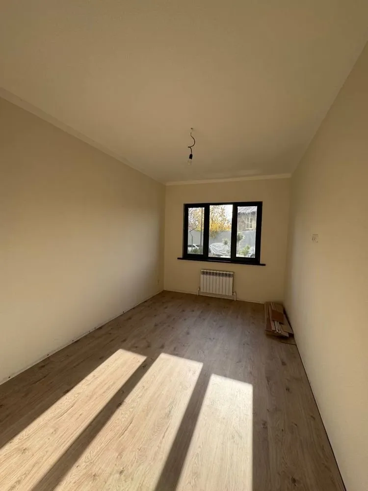 104 м², 5-комн. квартира, 1/8