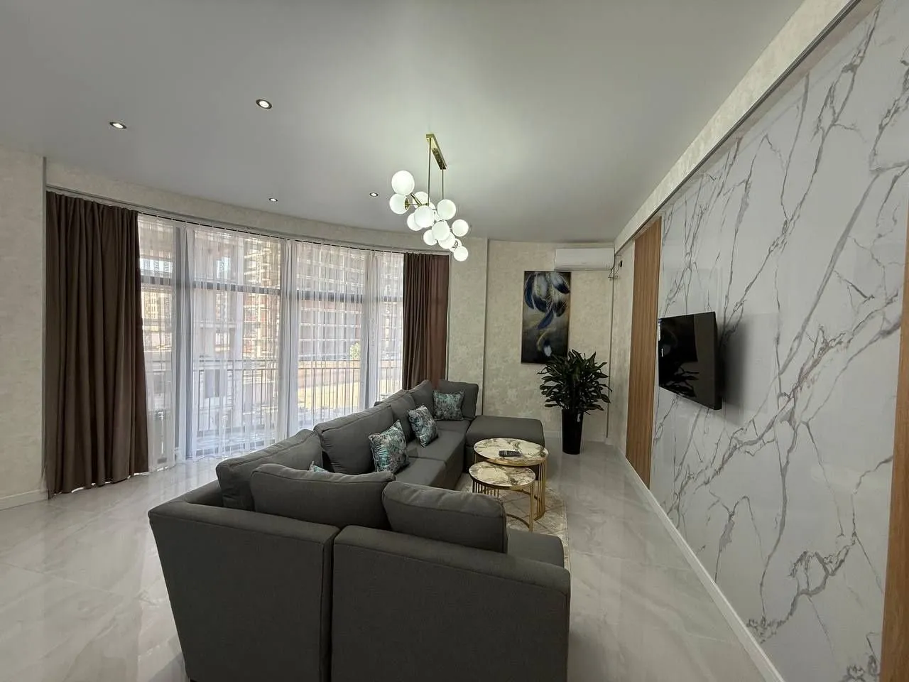 80 м², 3-комн. квартира, 4/10