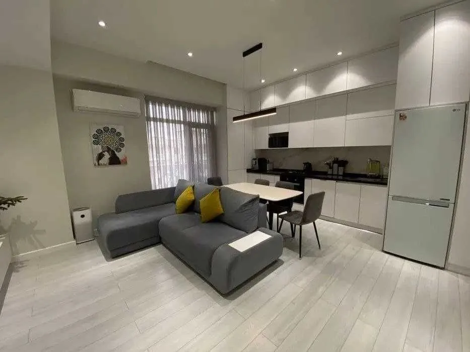 90 м², 3-комн. квартира, 9/9