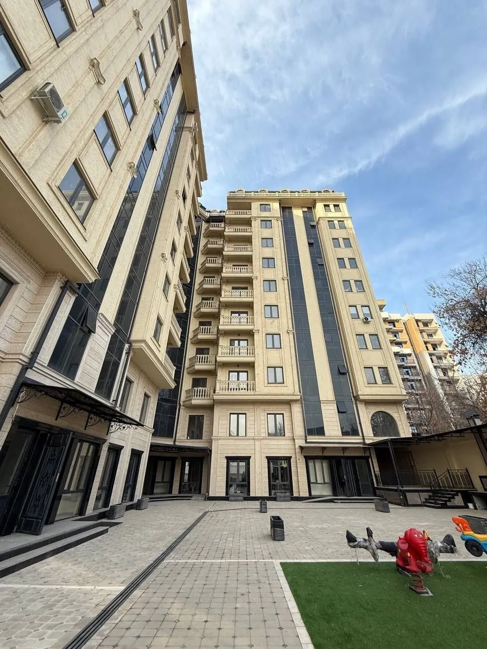 157 м², 4-комн. квартира, 11/11