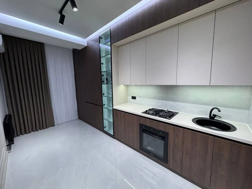 85 м², 3-комн. квартира, 3/8