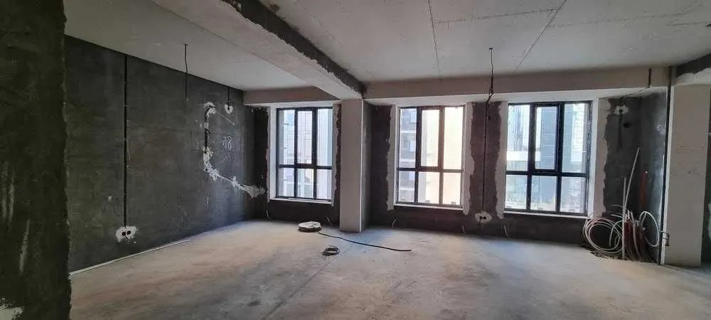 152 m², 4-xonali kvartira, 5/8