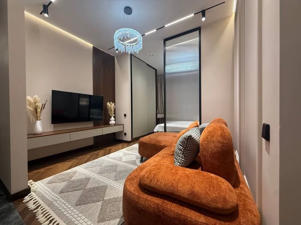 43 м², 2-комн. квартира, 3/8