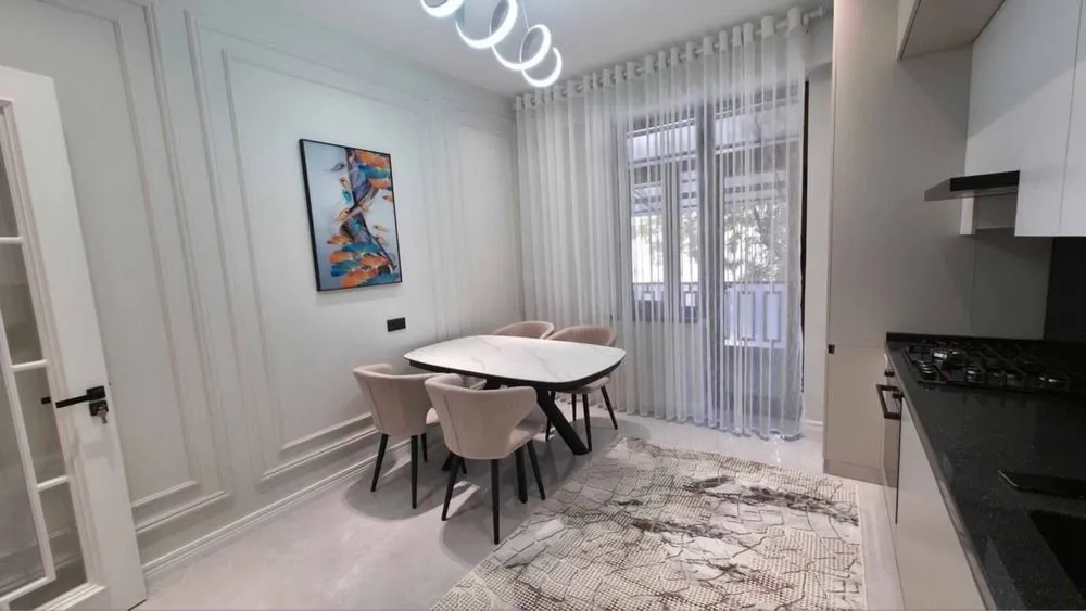 79 м², 2-комн. квартира, 2/9