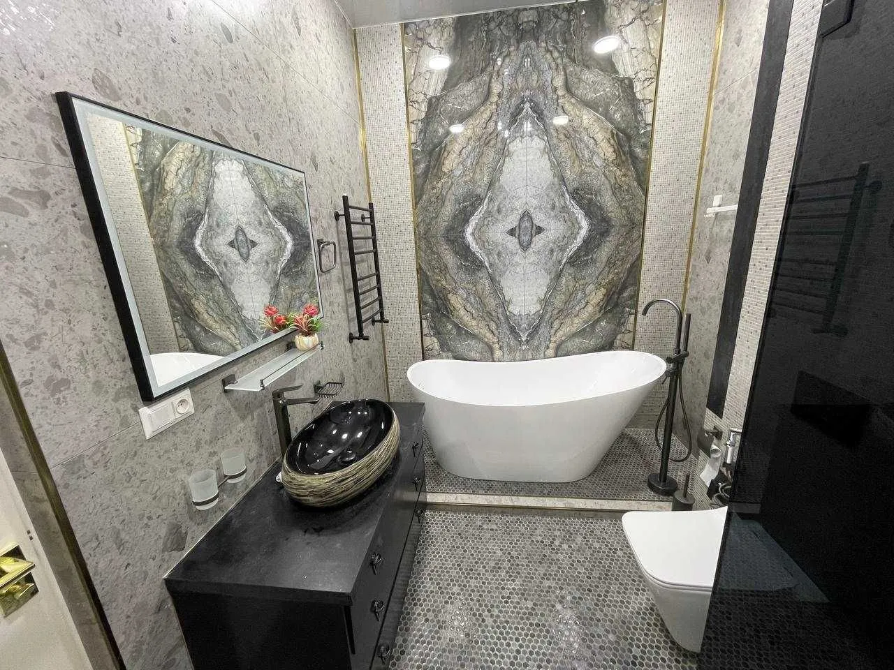 115 m², 4-xonali kvartira, 4/8
