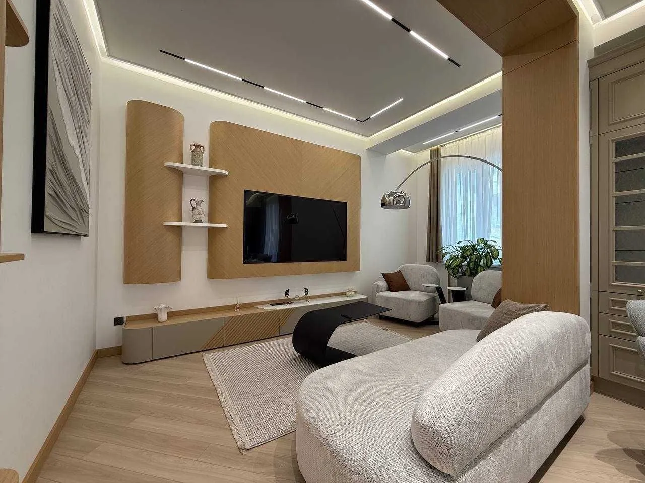 106 м², 4-комн. квартира, 8/15