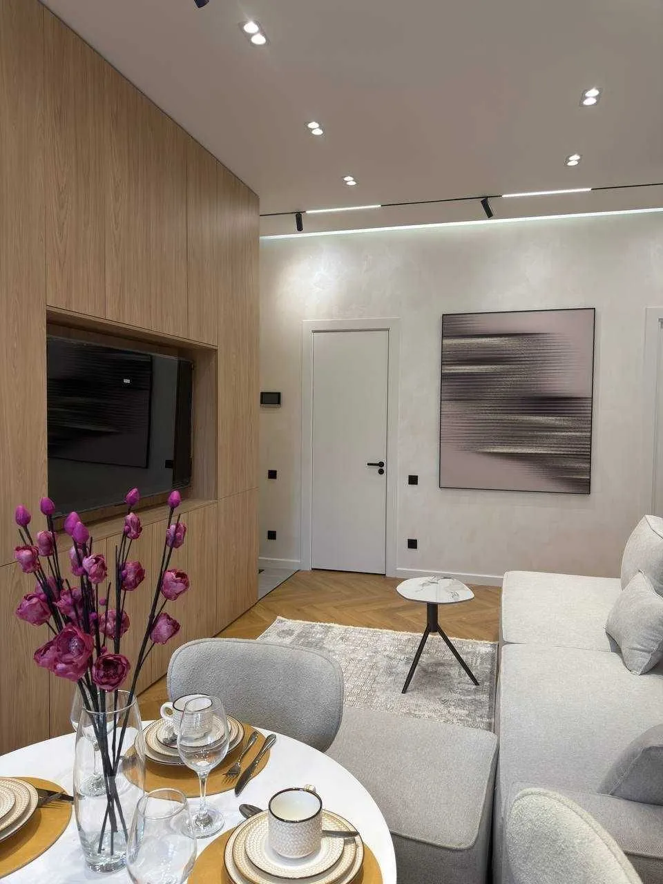 60 м², 3-комн. квартира, 8/8