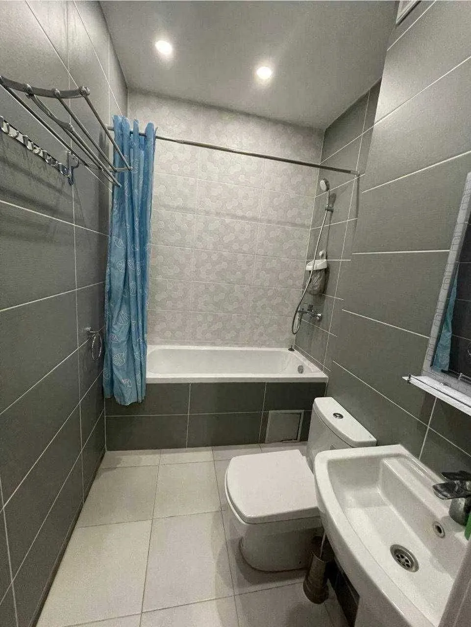 111 м², 4-комн. квартира, 8/9