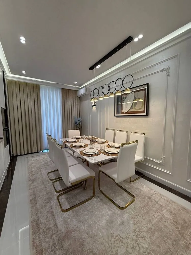 130 м², 4-комн. квартира, 2/9