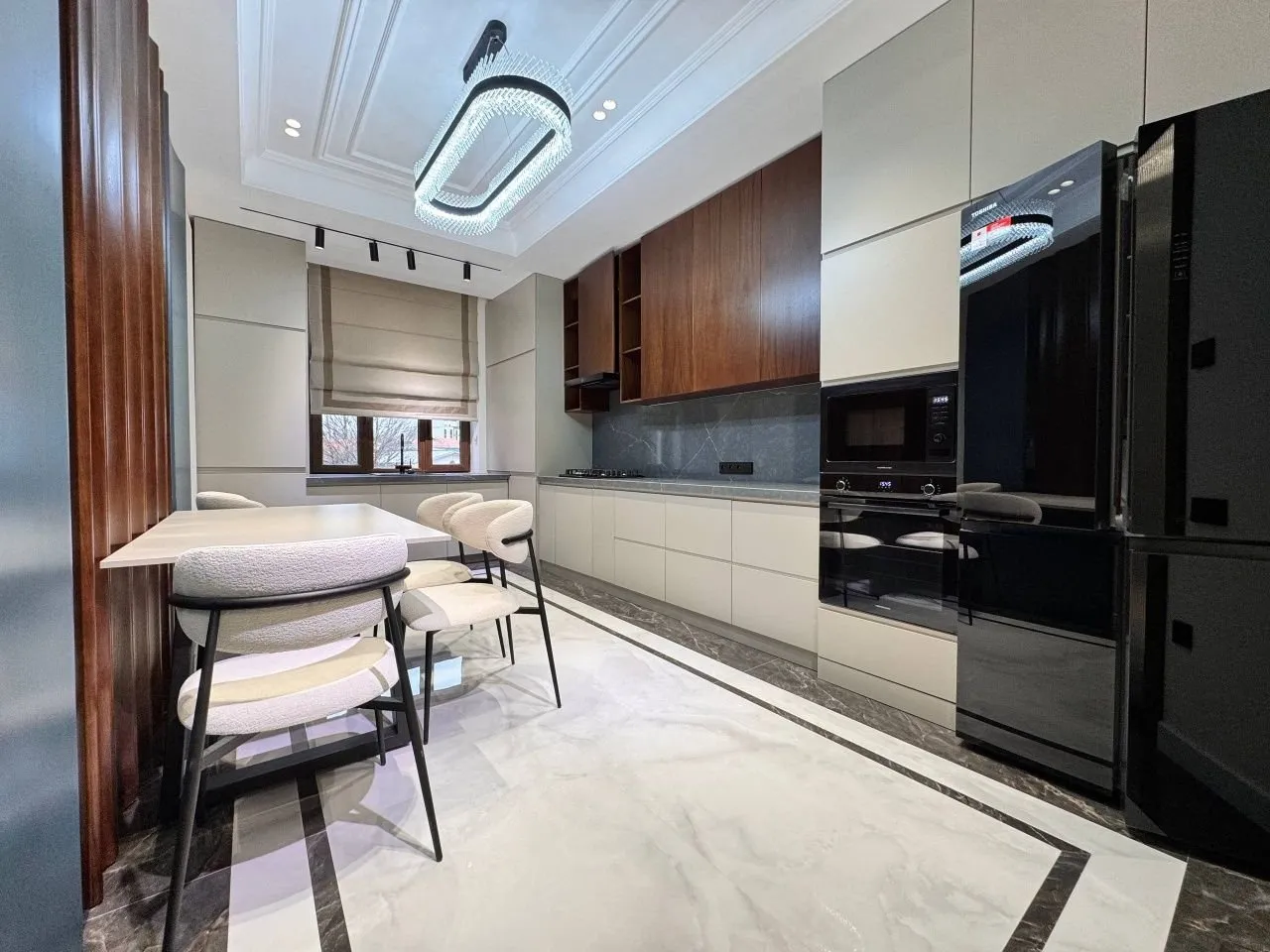 82 м², 3-комн. квартира, 3/3