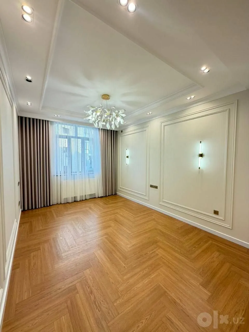 100 м², 3-комн. квартира, 3/8