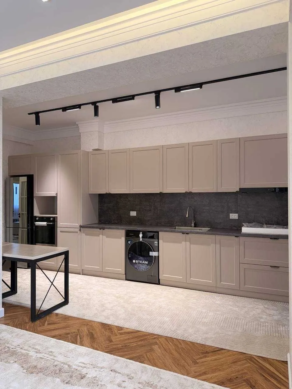 95 m², 3-xonali kvartira, 3/8