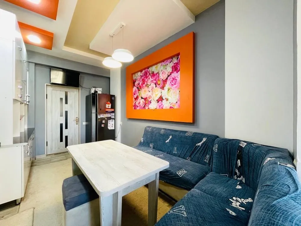 100 м², 4-комн. квартира, 9/10