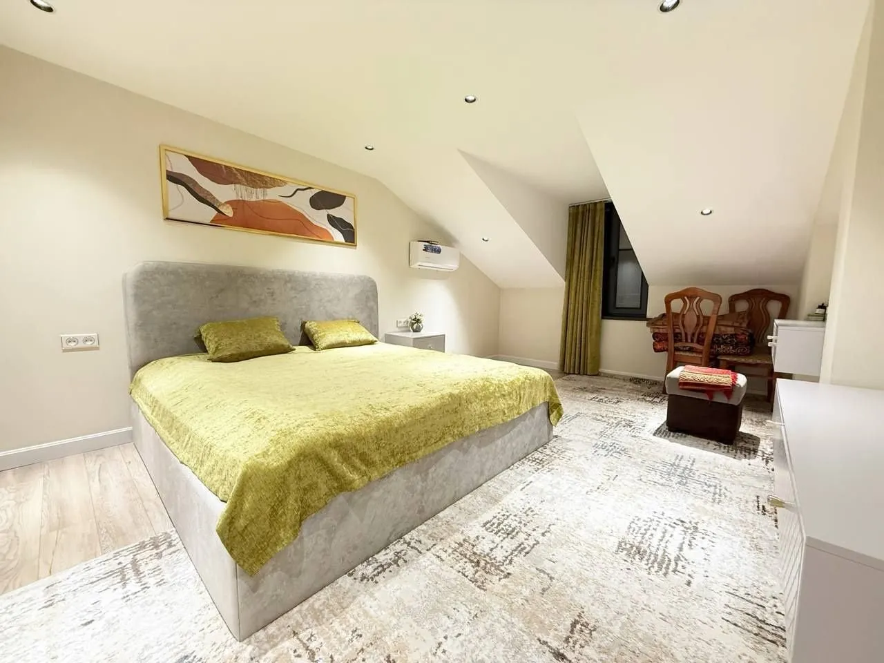 130 м², 4-комн. квартира, 10/11