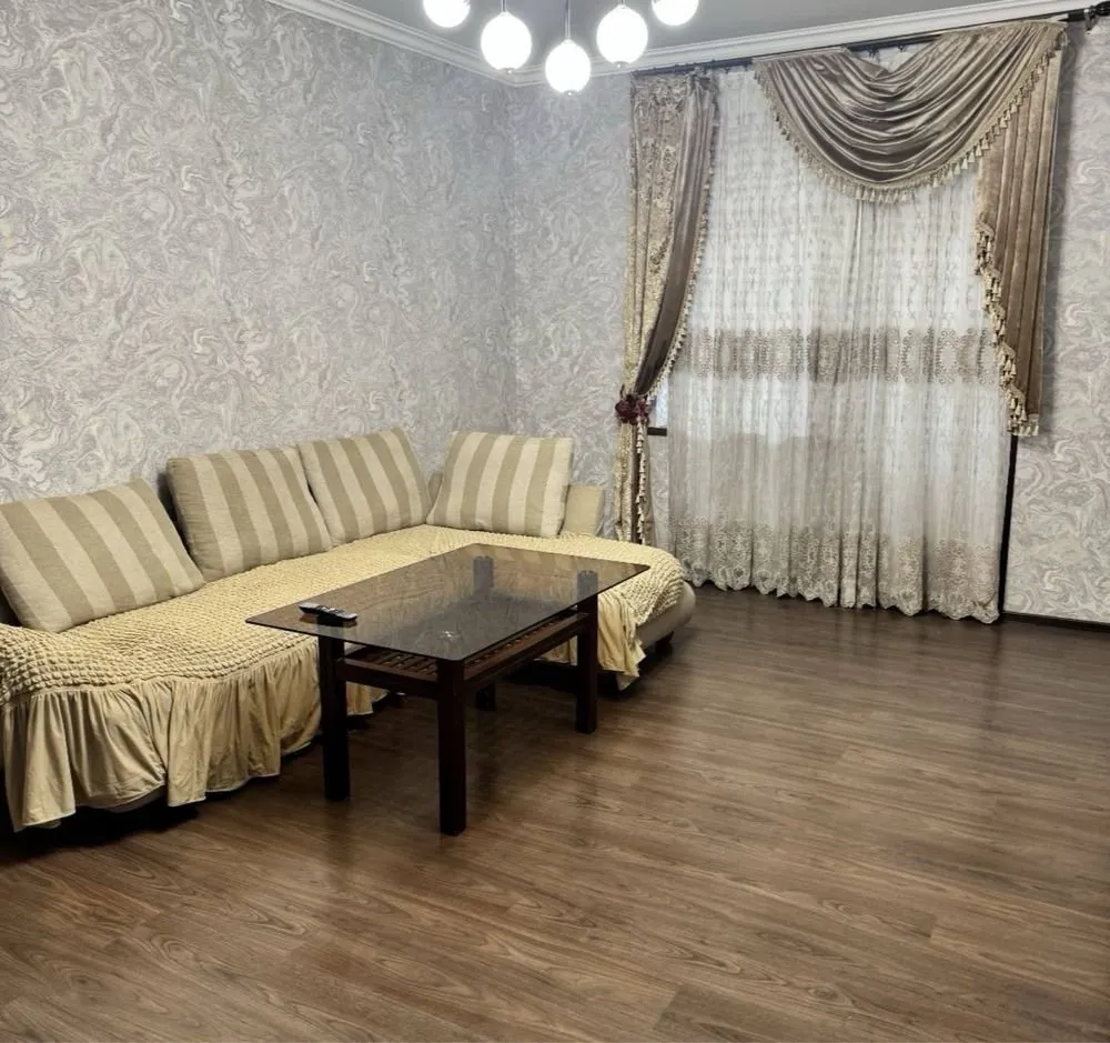 86 м², 3-комн. квартира, 2/8