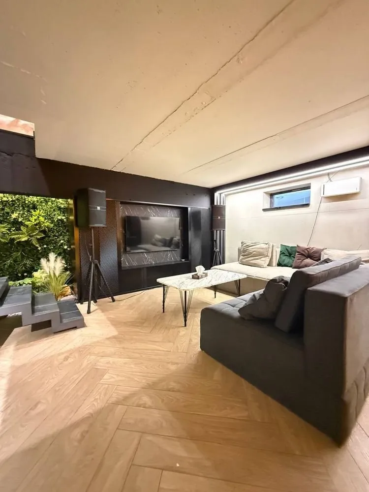 120 м², 4-комн. квартира, 1/5
