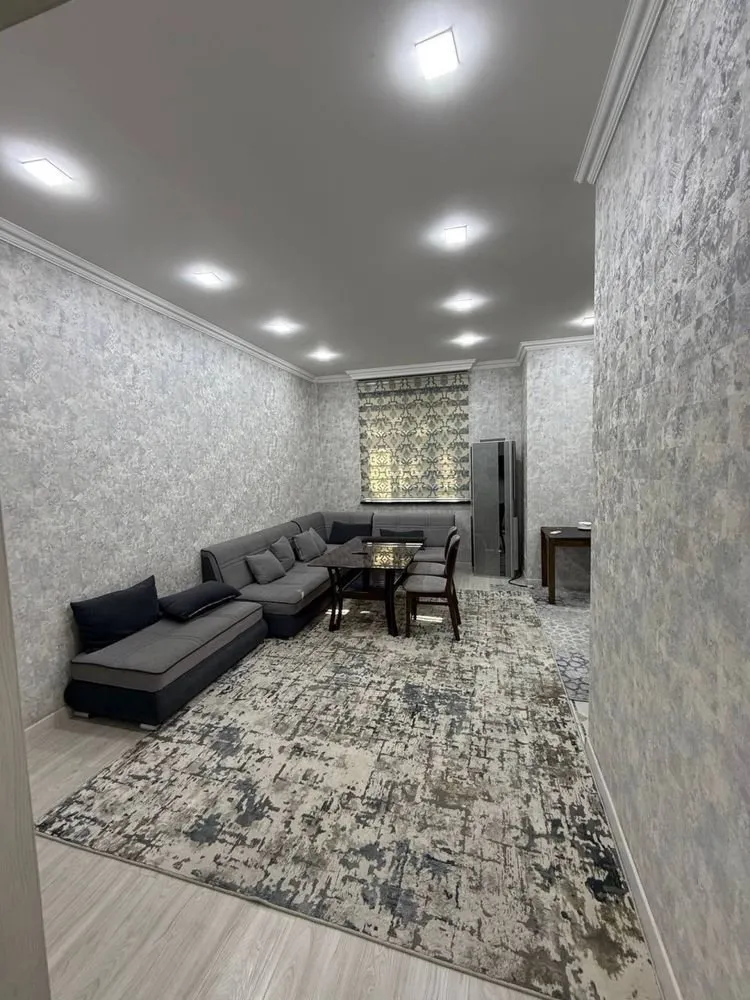 90 м², 3-комн. квартира, 4/8